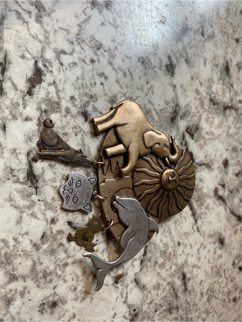 Vintage 90s Susan L Richardson animal themed brooch/pin with charms